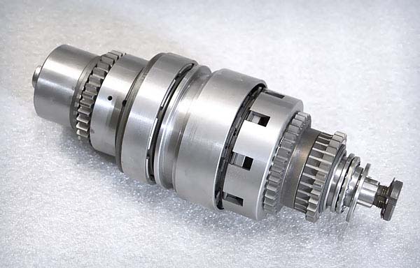 Фрикційна муфта (Фрикційний вал 2М55.50.15.000) головного приводу радіально-свердлувального верстата 2М55